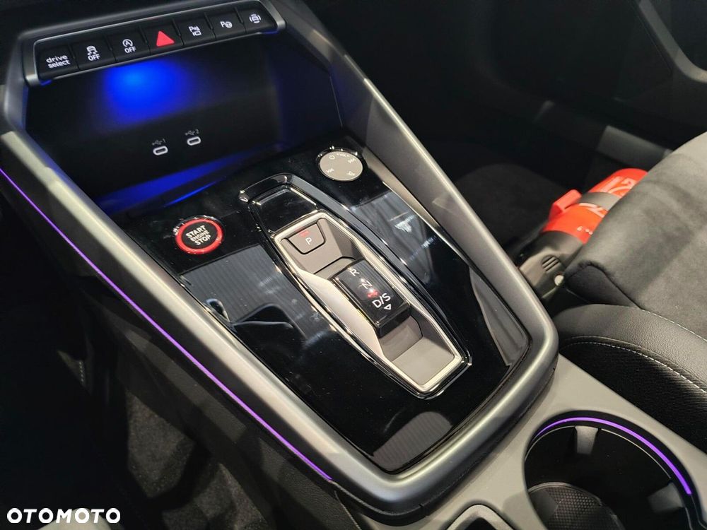 Audi S3 Limousine - 21