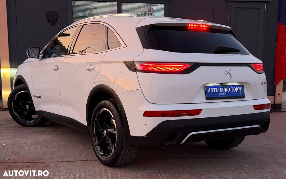 DS Automobiles DS 7 Crossback - 11