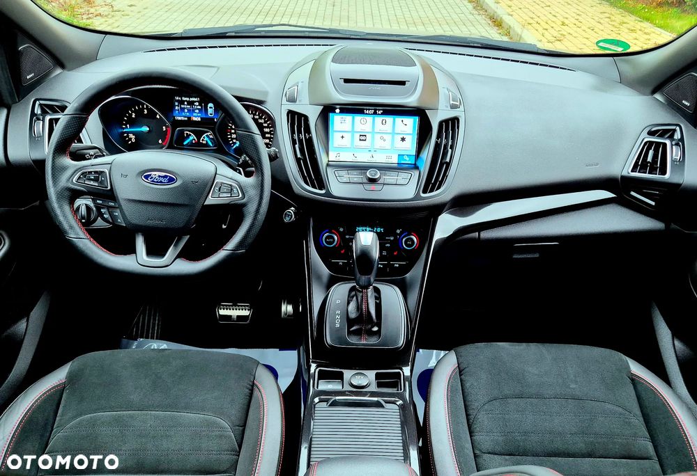 Ford Kuga 2.0 TDCi 4x4 ST-Line - 27