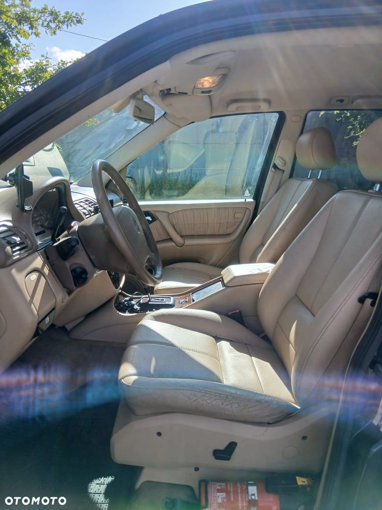 Mercedes-Benz ML - 7