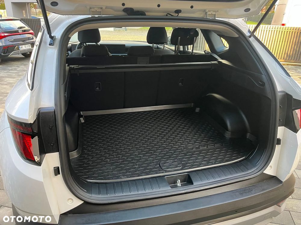 Hyundai Tucson 1.6 T-GDi HEV Smart 2WD - 33