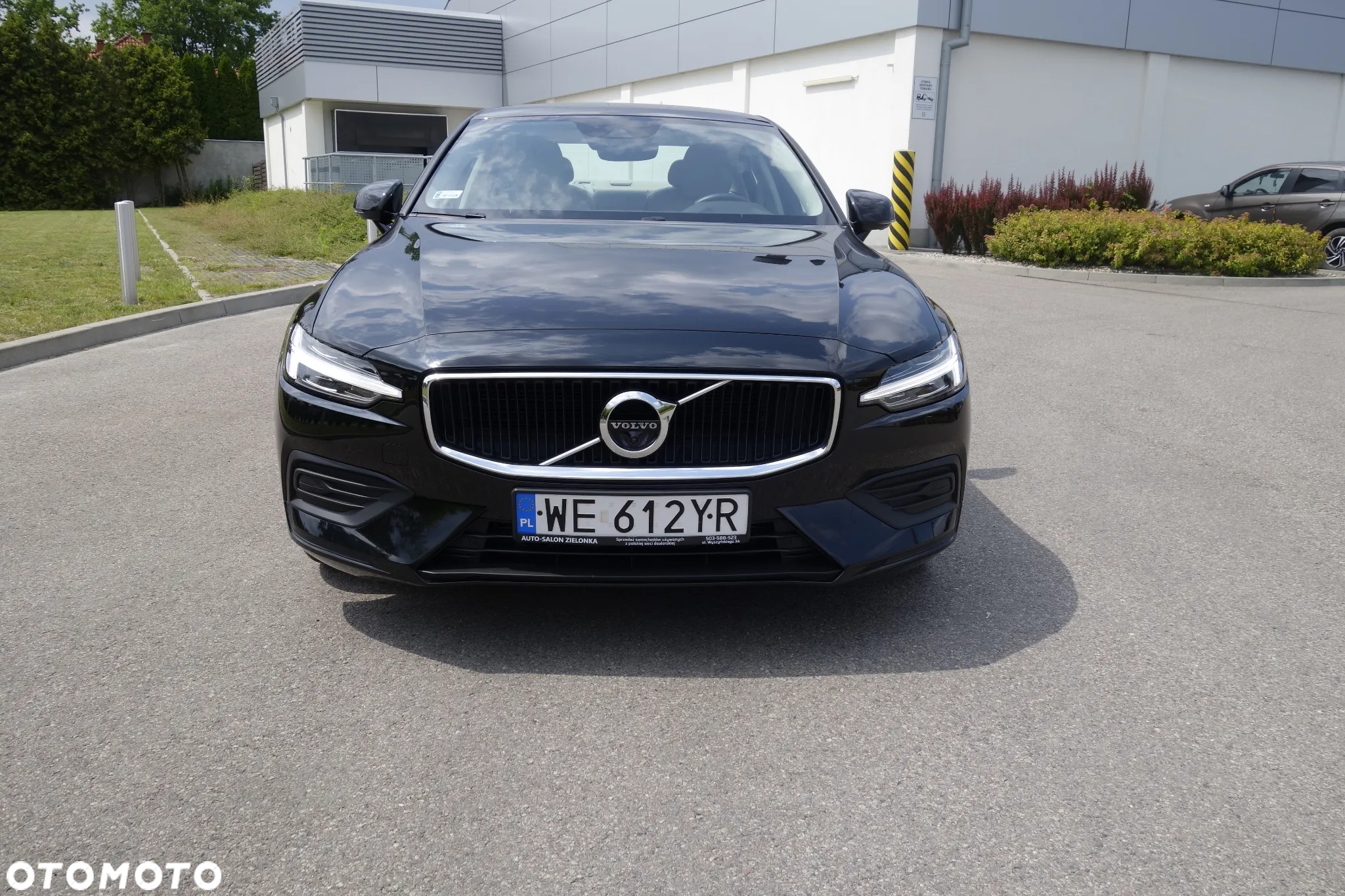 Volvo S60 T5 Momentum Pro - 3