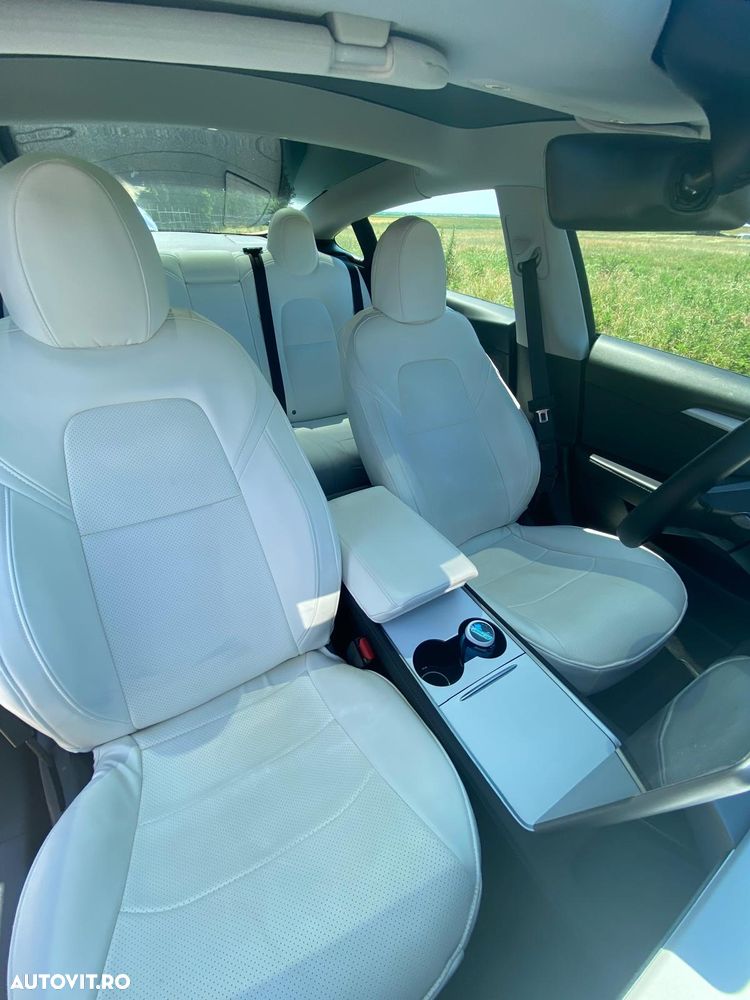 TESLA Model 3 2021 — imagine 13