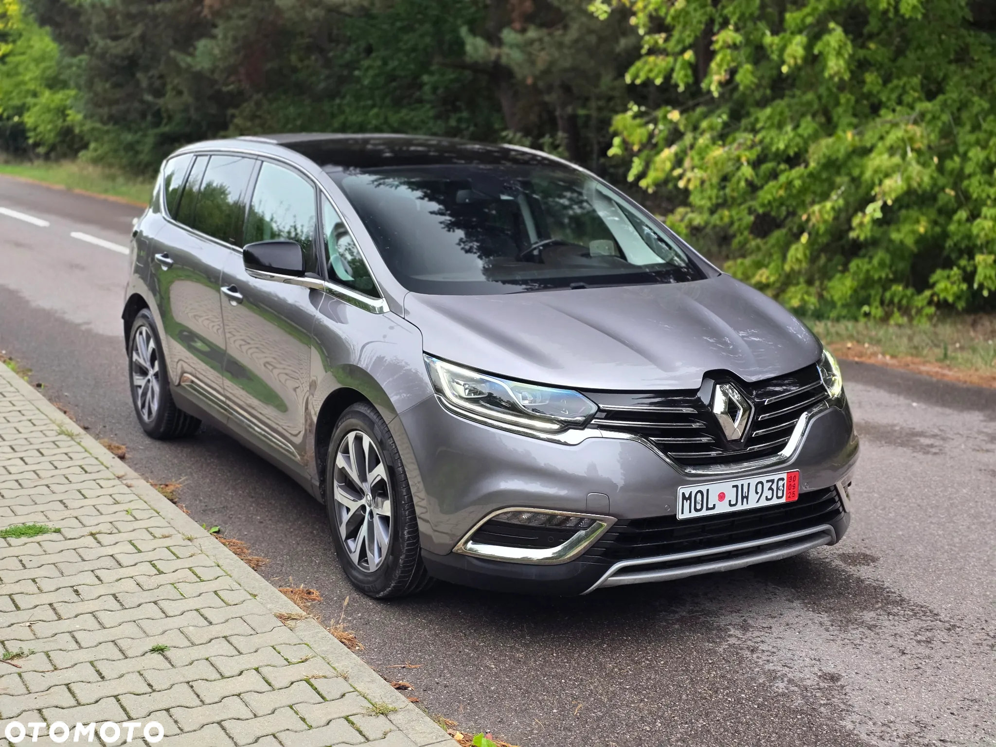 Renault Espace 1.6 dCi Energy Initiale Paris EDC 7os - 11