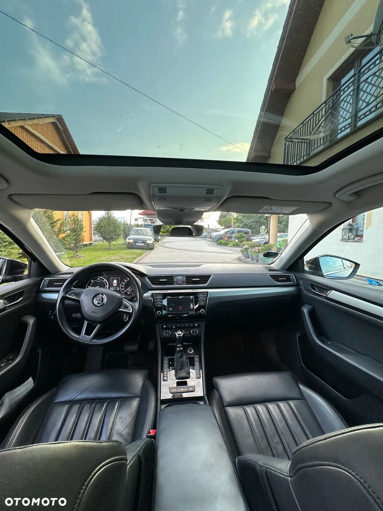 Skoda Superb 2.0 TDI DSG Ambition - 11