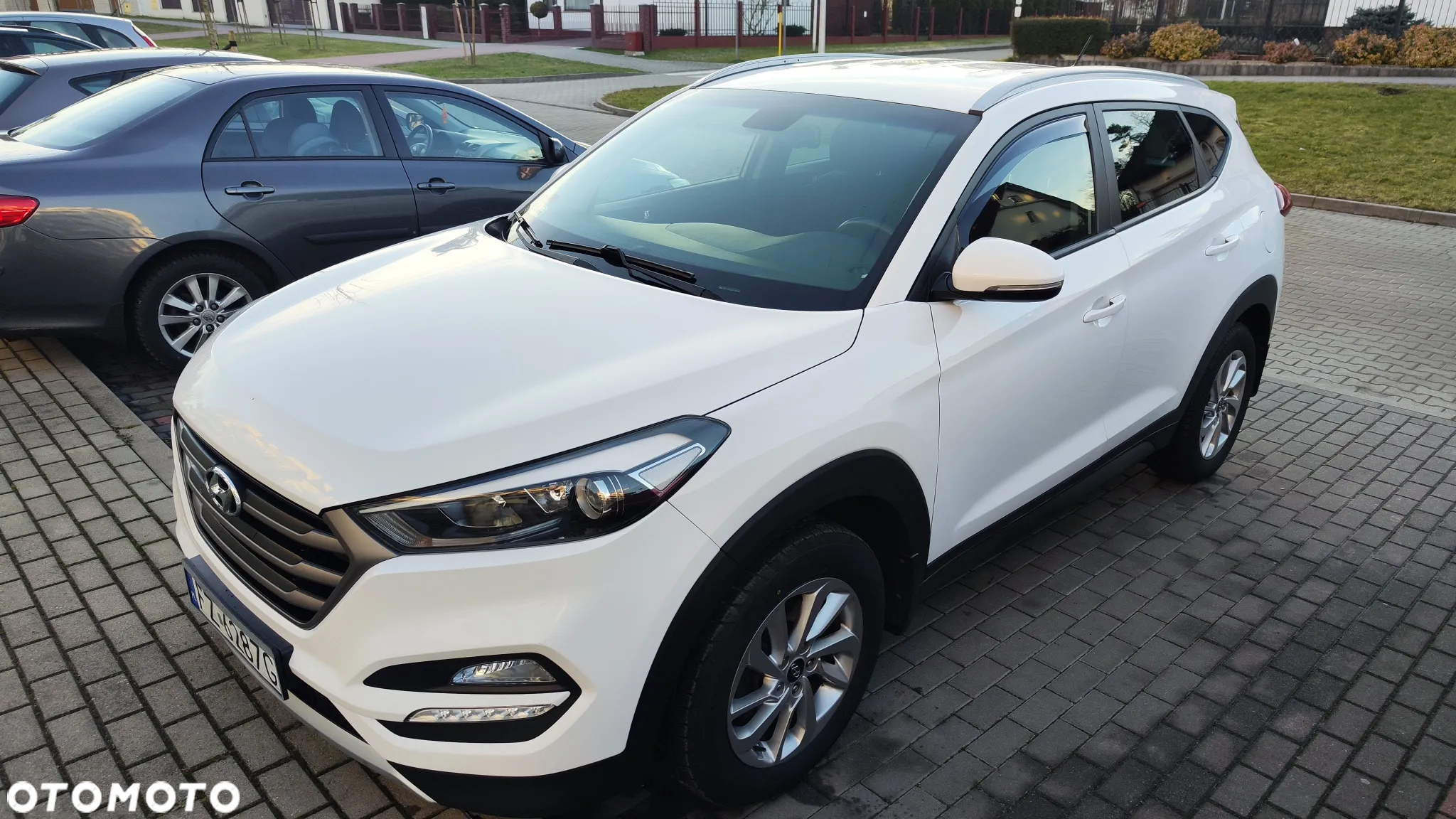 Hyundai Tucson 2.0 CRDI Comfort 4WD - 23