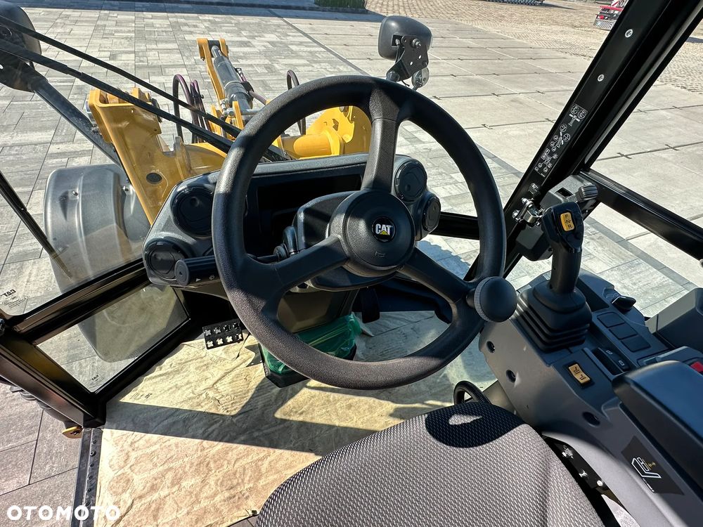 Caterpillar 906 ŁADOWARKA FABRYCZNIE NOWA ! JESTEŚMY AUTORYZOWANYM DEALEREM NOWYCH MASZYN MARKI CATERPILLAR ! - 31