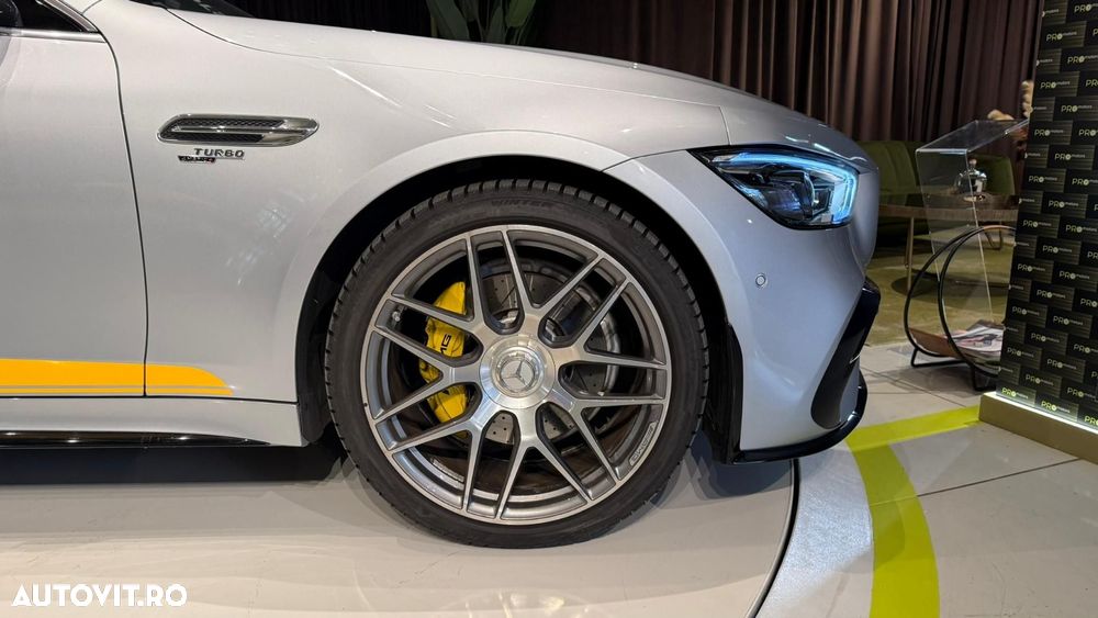 Mercedes-Benz AMG GT - 4
