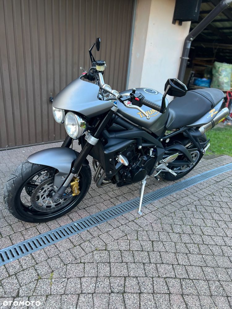 Triumph Street Triple - 5