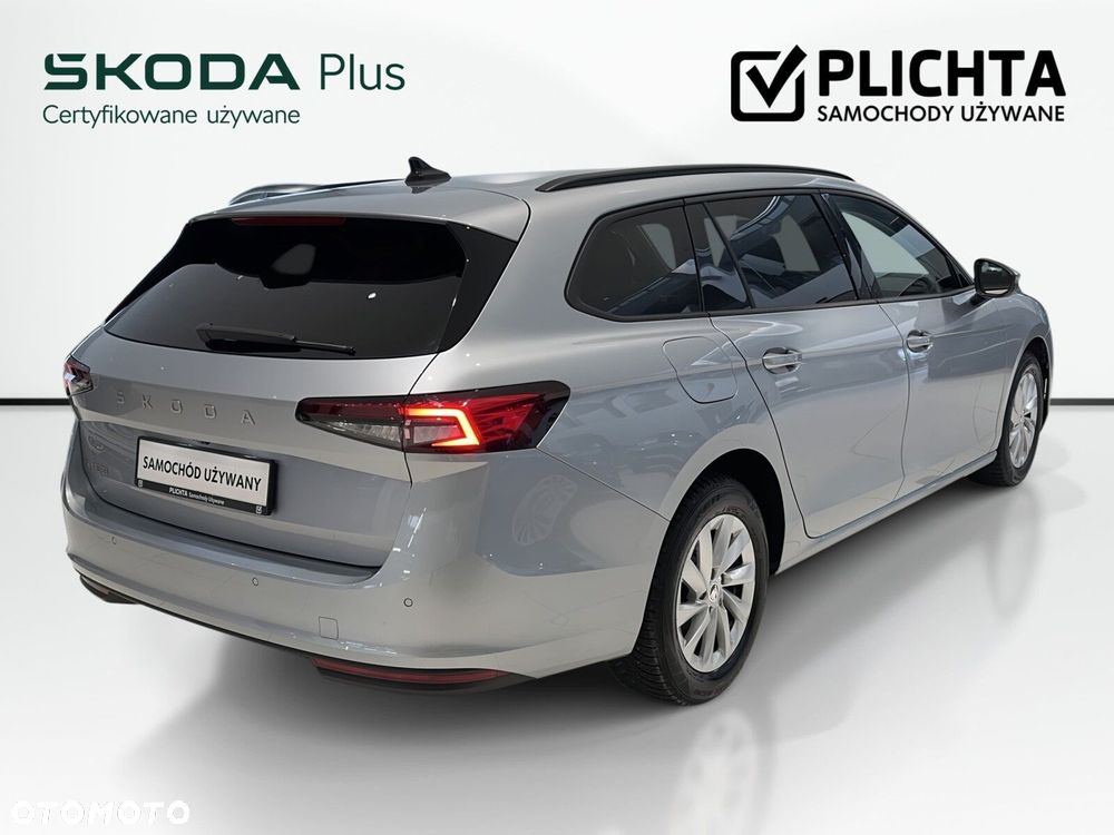 Skoda Superb 2.0 TDI SCR Essence DSG - 7