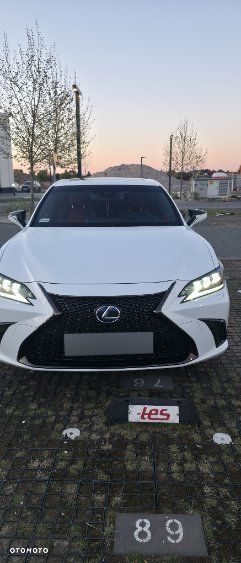 Lexus ES 300h F Sport - 3