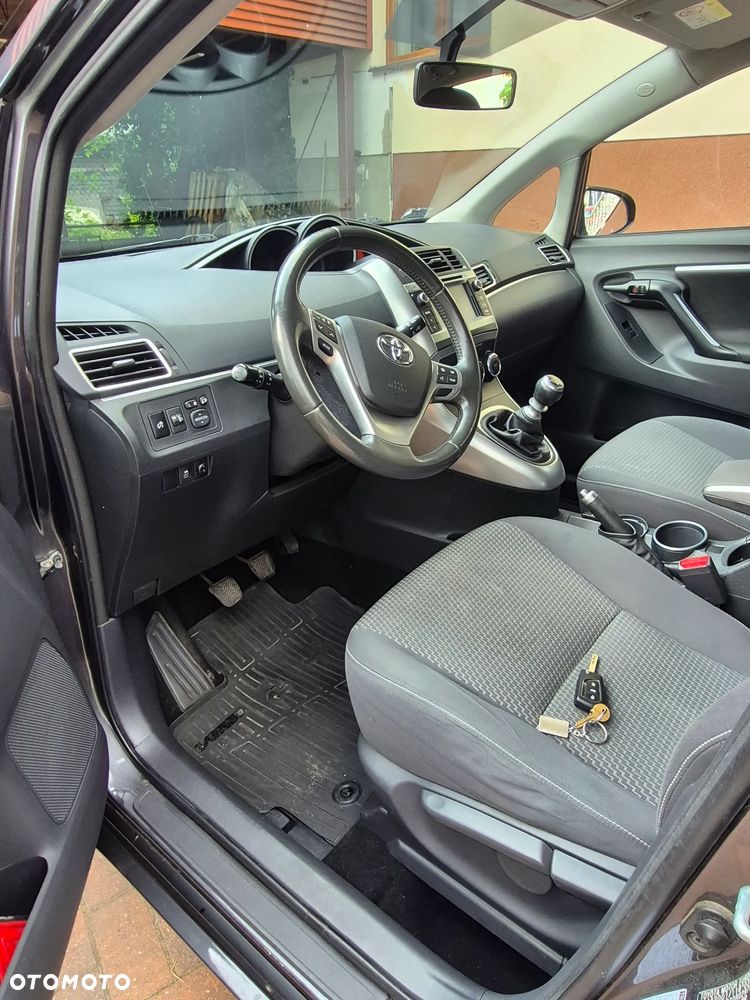 Toyota Verso 1.6 D-4D Active 7os EU6 - 10