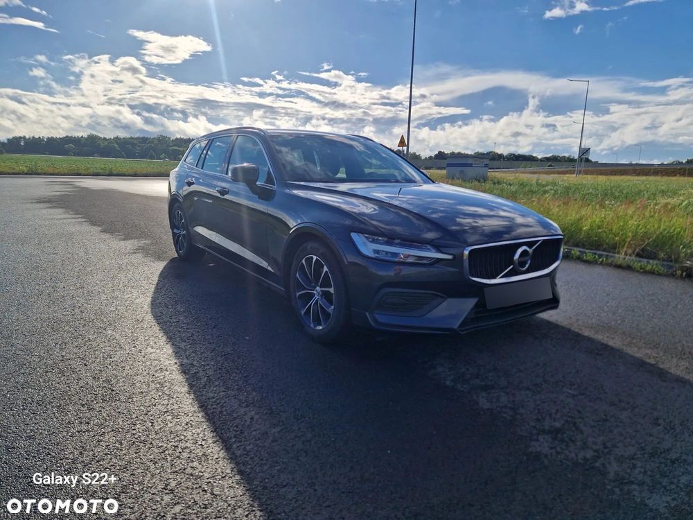 Volvo V60 D3 Momentum Pro - 1