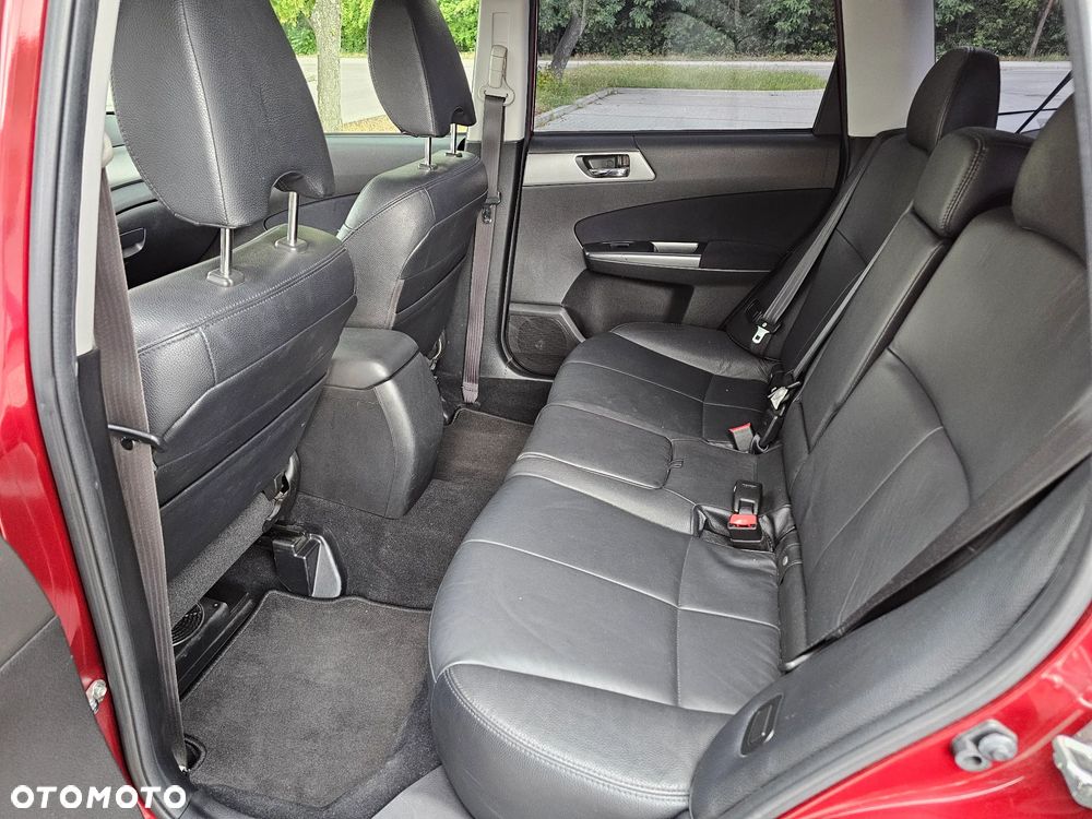 Subaru Forester 2.0D XE 000 Euro5 - 7