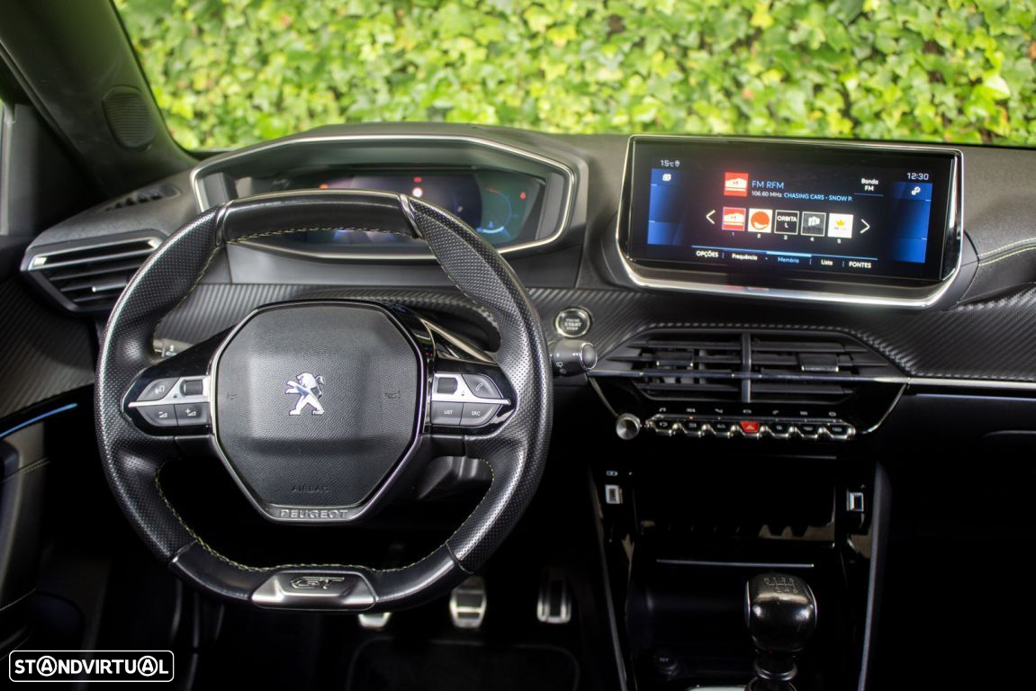 Peugeot 2008 1.5 BlueHDi GT - 16
