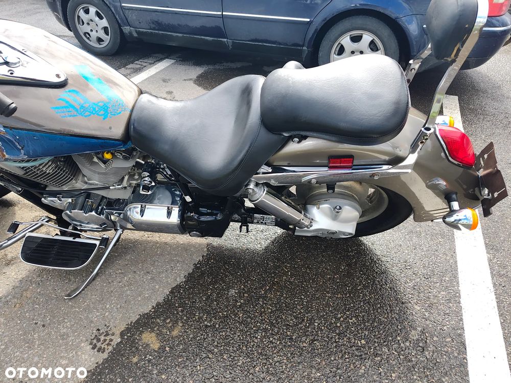 Honda VTX - 27