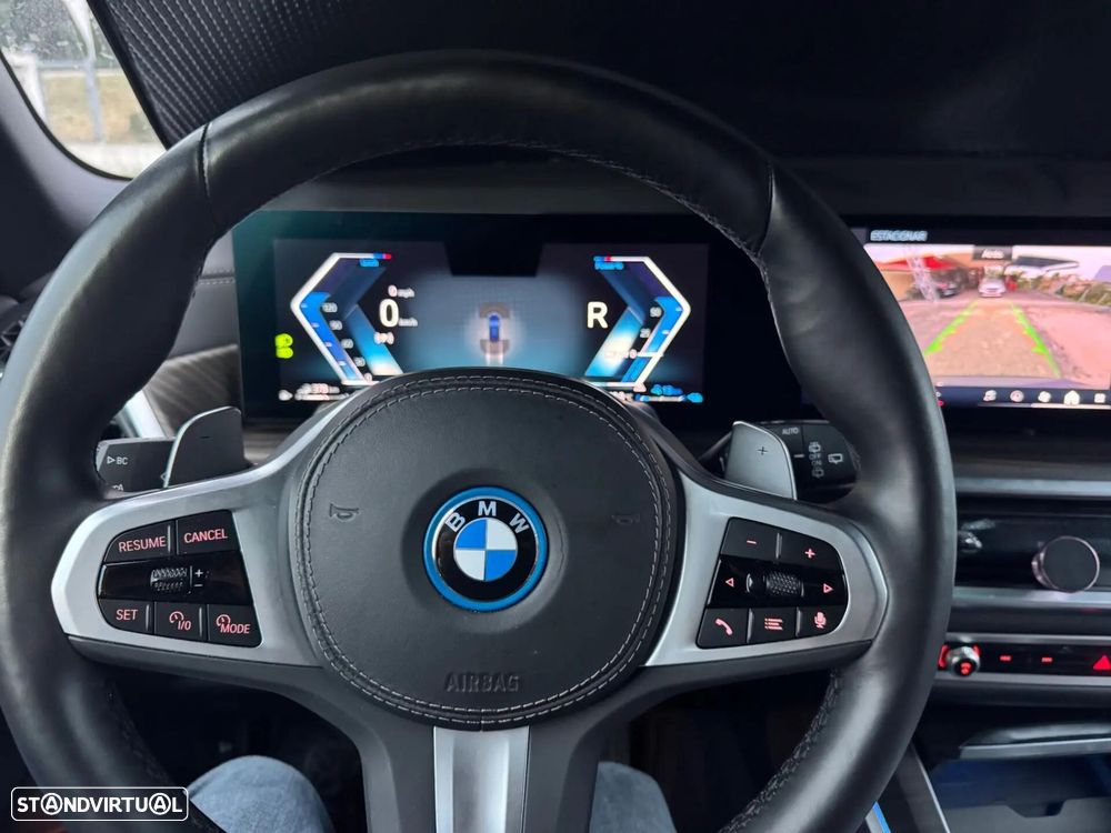 BMW X5 50 e xDrive Pack M Desportivo Pro - 37