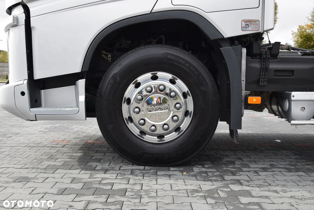 Volvo FH500 / NISKA KABINA / HYDRAULIKA / EURO 6 / ACC / LEDY / ALUFELGI / SERWISOWANY / SPROWADZONY - 13