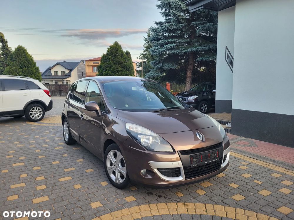 Renault Scenic 1.6 16V Expression - 9