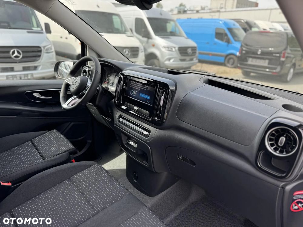 Mercedes-Benz Vito - 10
