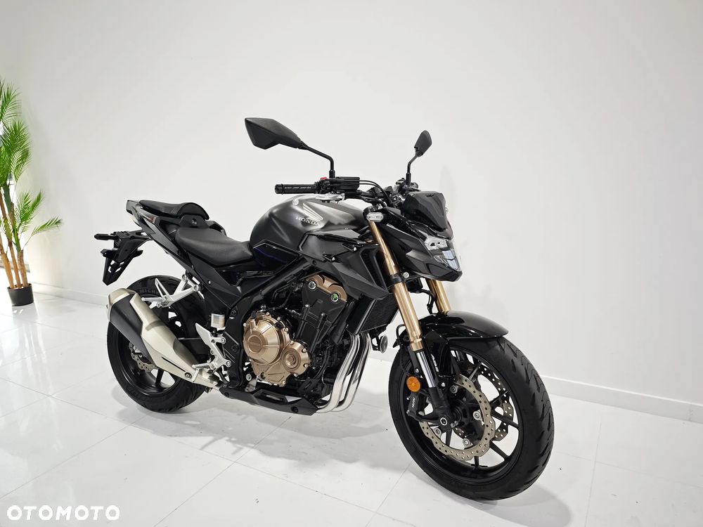 Honda CB - 2