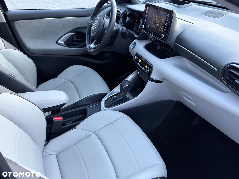 Toyota Yaris Hybrid 1.5 Executive - 9