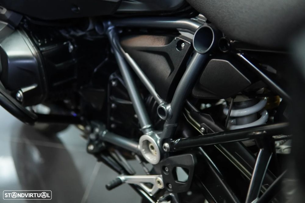 BMW R 1250 GS Adventure TRIPLE BLACK 4 Packs - 59