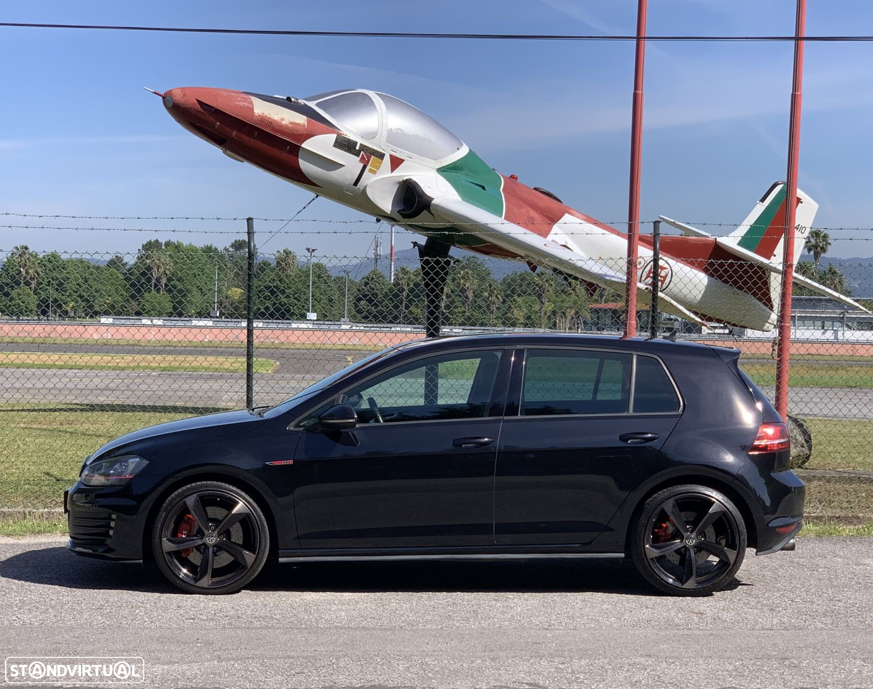 VW Golf 2.0 TSi GTi Performance - 11