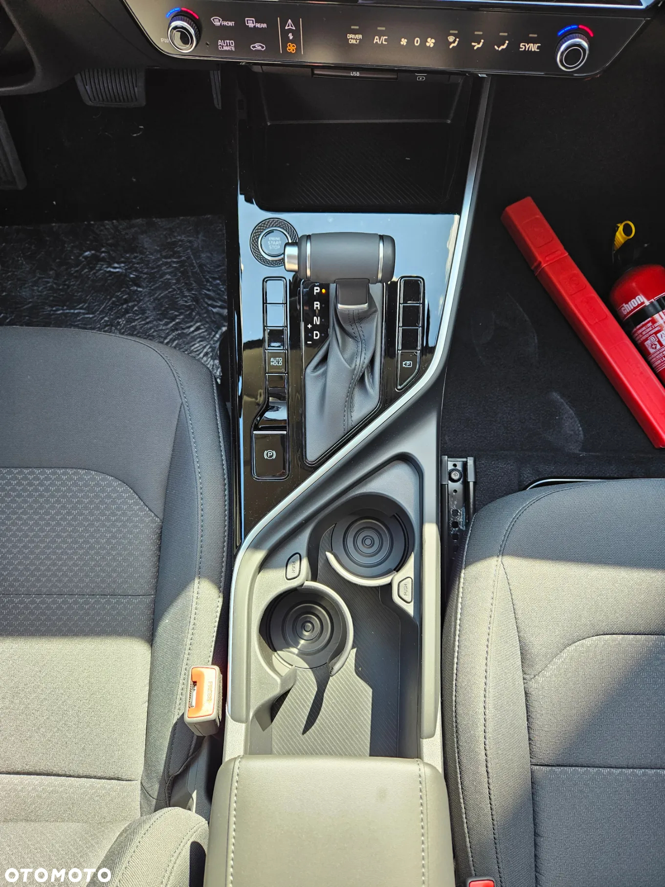 Kia Niro 1.6 GDI Hybrid M - 14