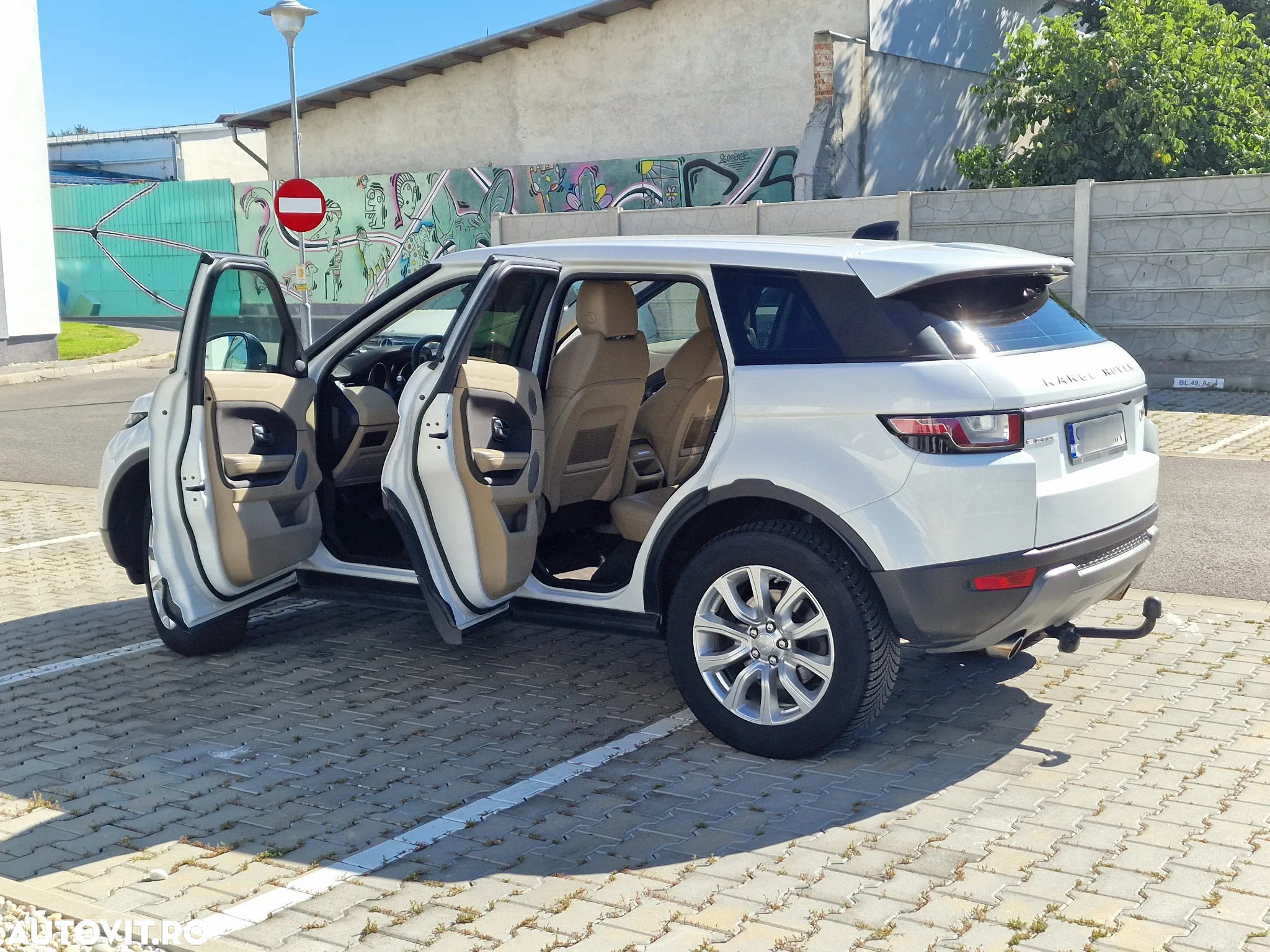 Land Rover Range Rover Evoque - 19