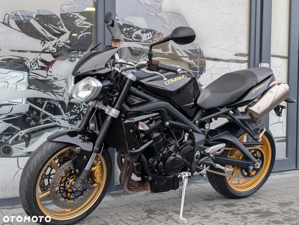 Triumph Street Triple - 20
