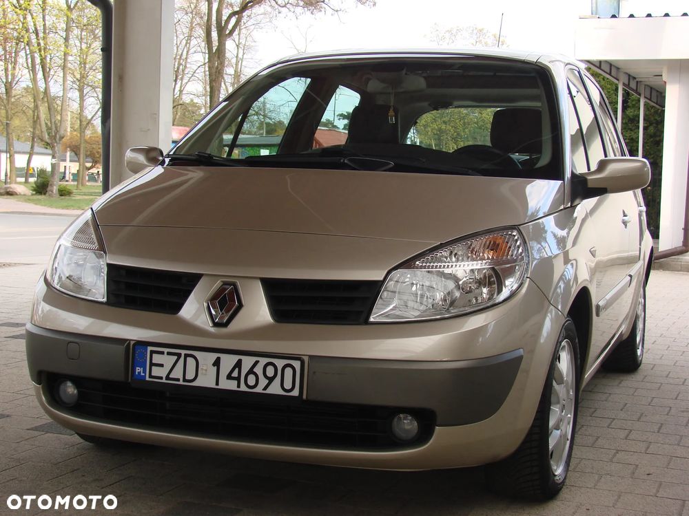 Renault Scenic - 8