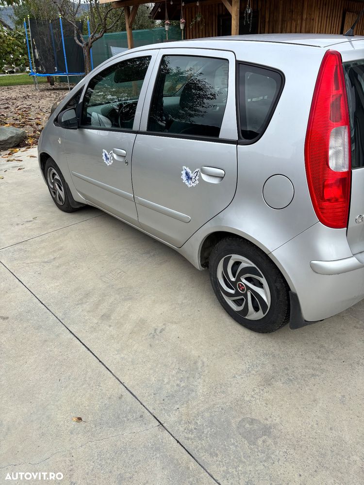 Mitsubishi Colt 1.5 Automatik Instyle - 3