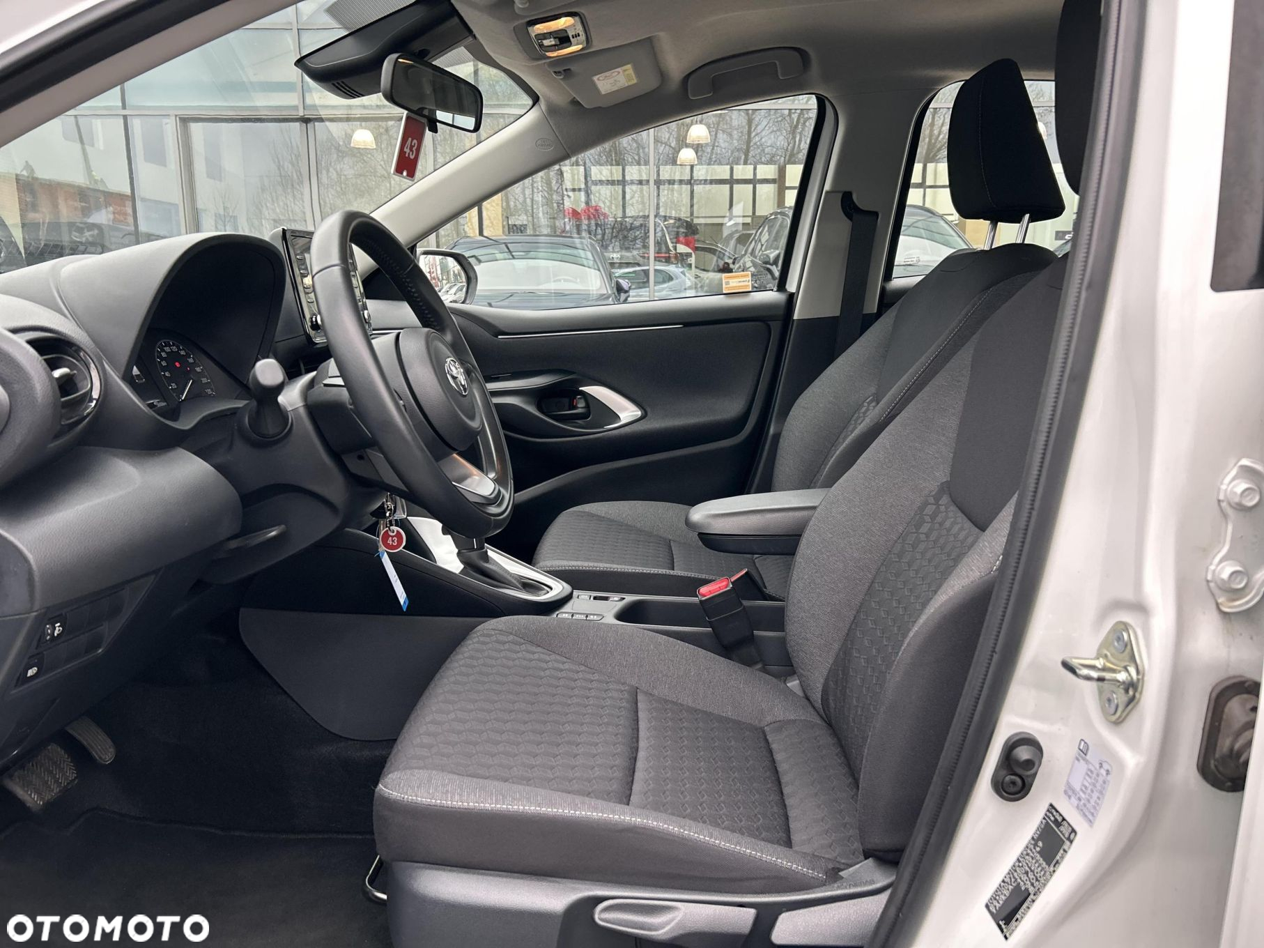 Toyota Yaris - 15