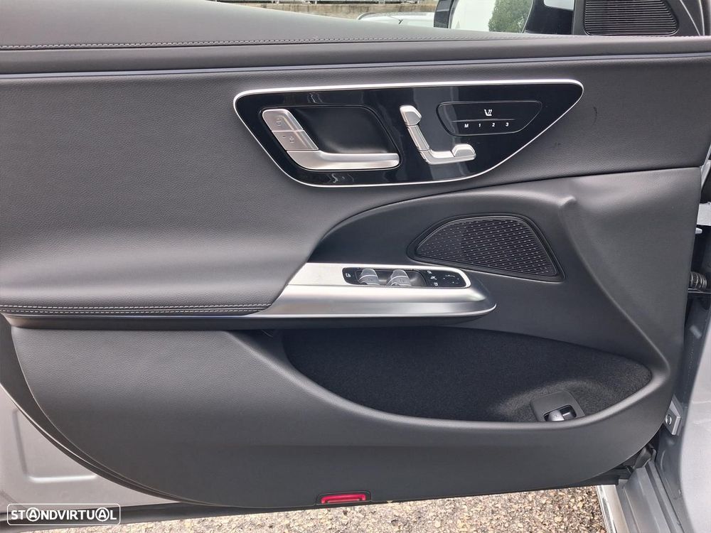 Mercedes-Benz E 220 d AMG Line - 8