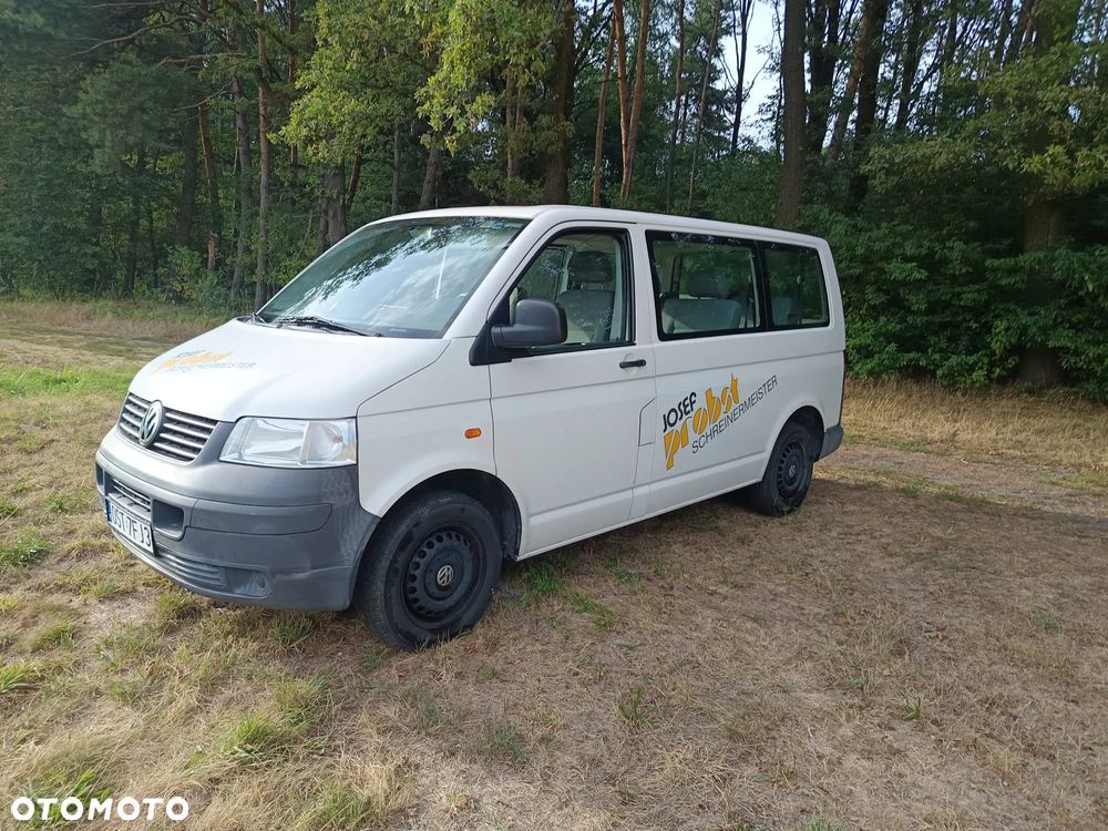 Volkswagen Transporter - 2