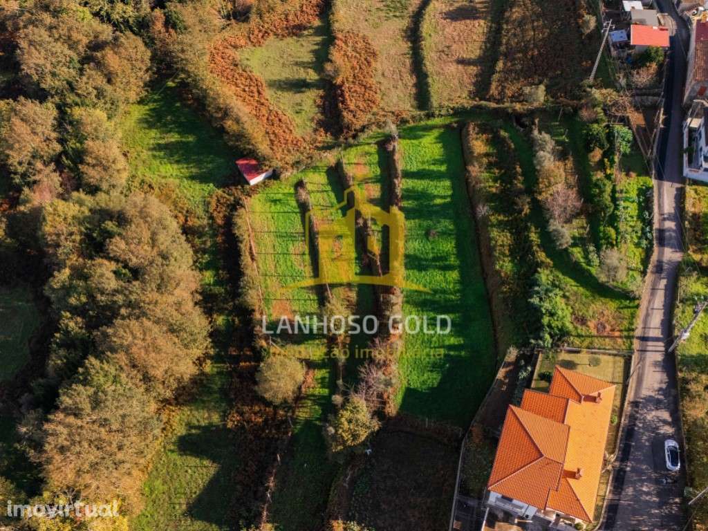 Terreno Agrícola com 3.300 m² na Póvoa de Lanhoso - Imperdível! - Grande imagem: 3/6