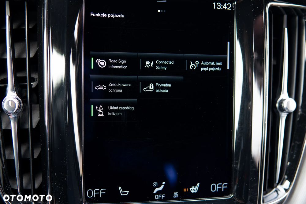 Volvo XC 60 D4 AWD R-Design - 20