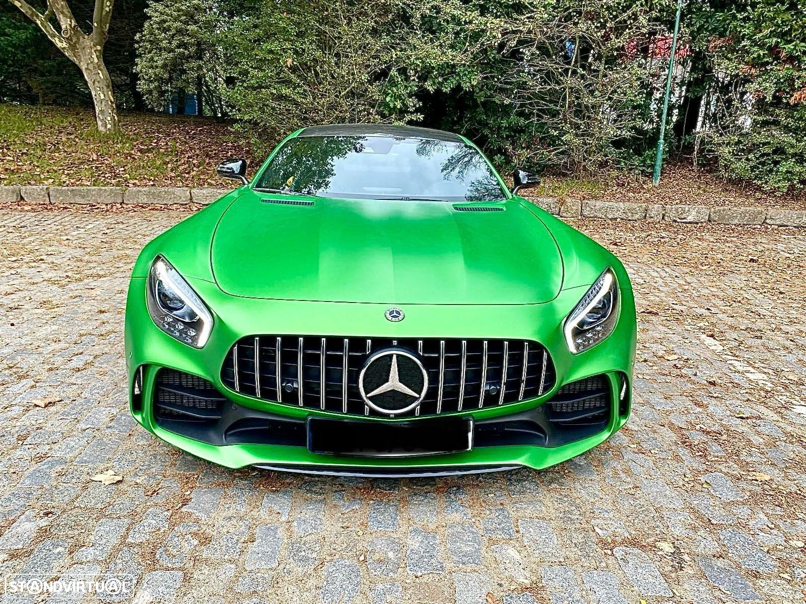 Mercedes-Benz AMG GT R - 4