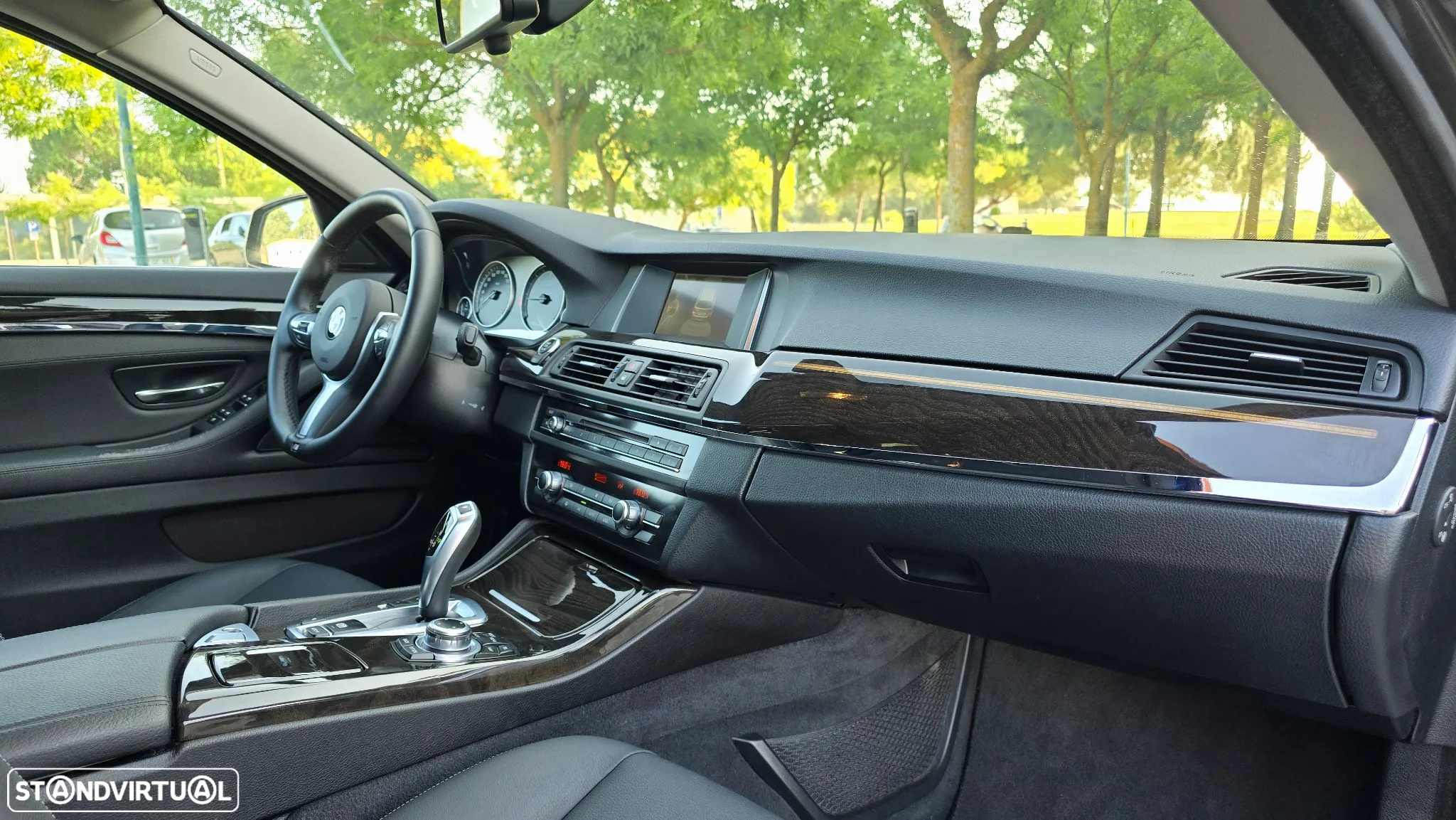 BMW 520 d Line Luxury Auto - 33