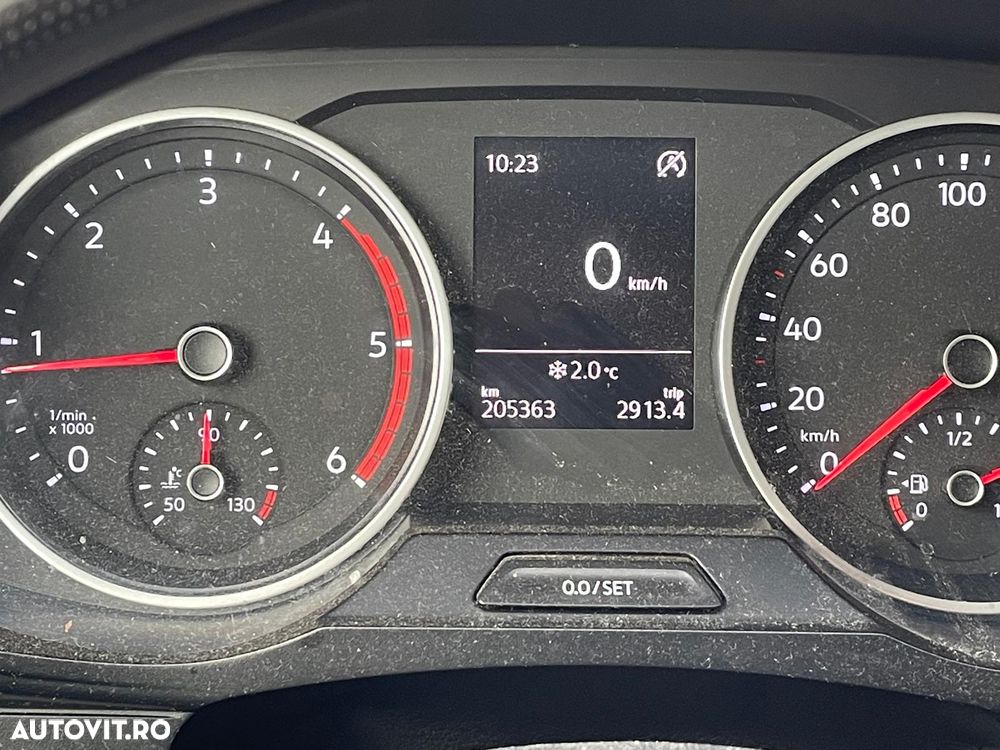 Volkswagen Crafter - 38