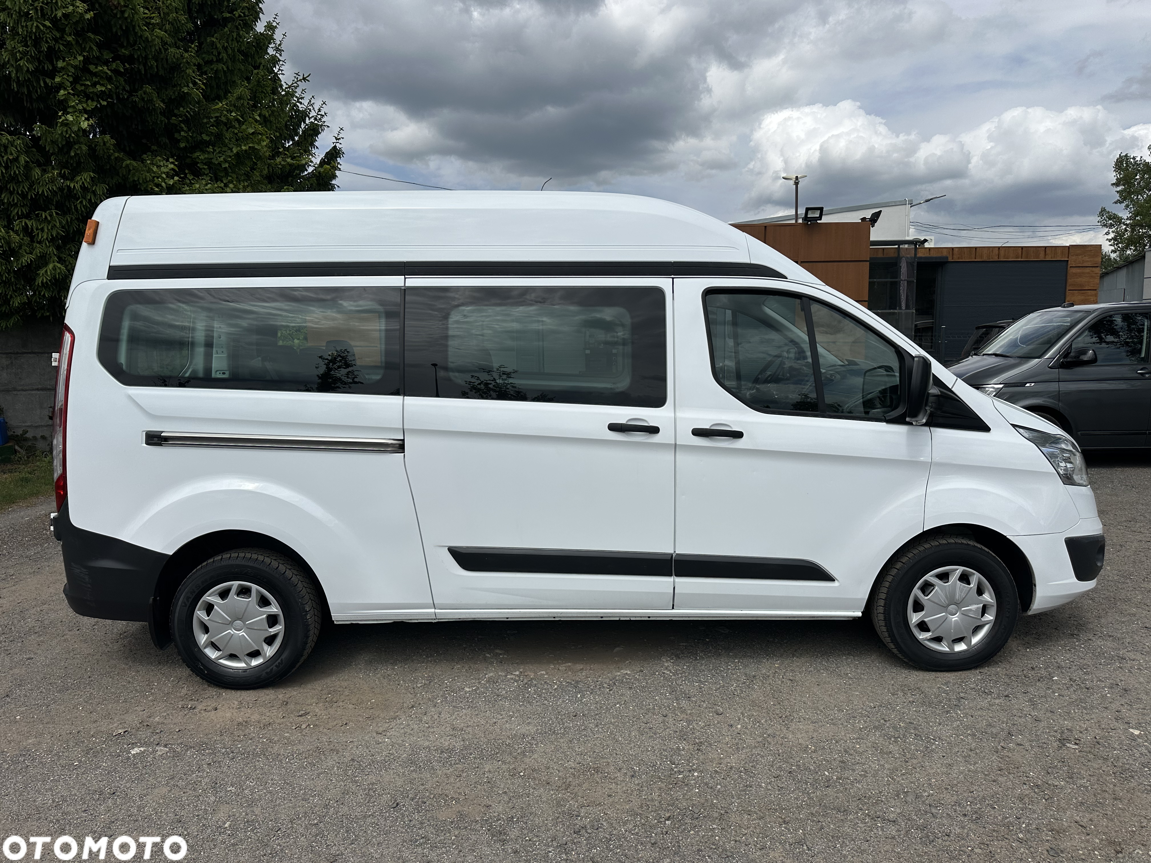 Ford Transit Custom 330 L2H1 Trend - 9