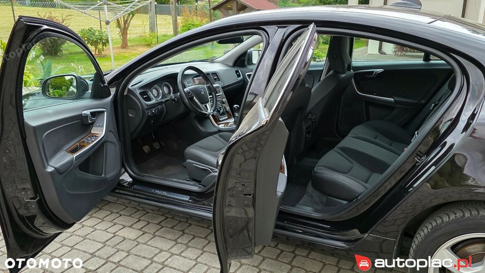 Volvo S60 2.0T Momentum - 9