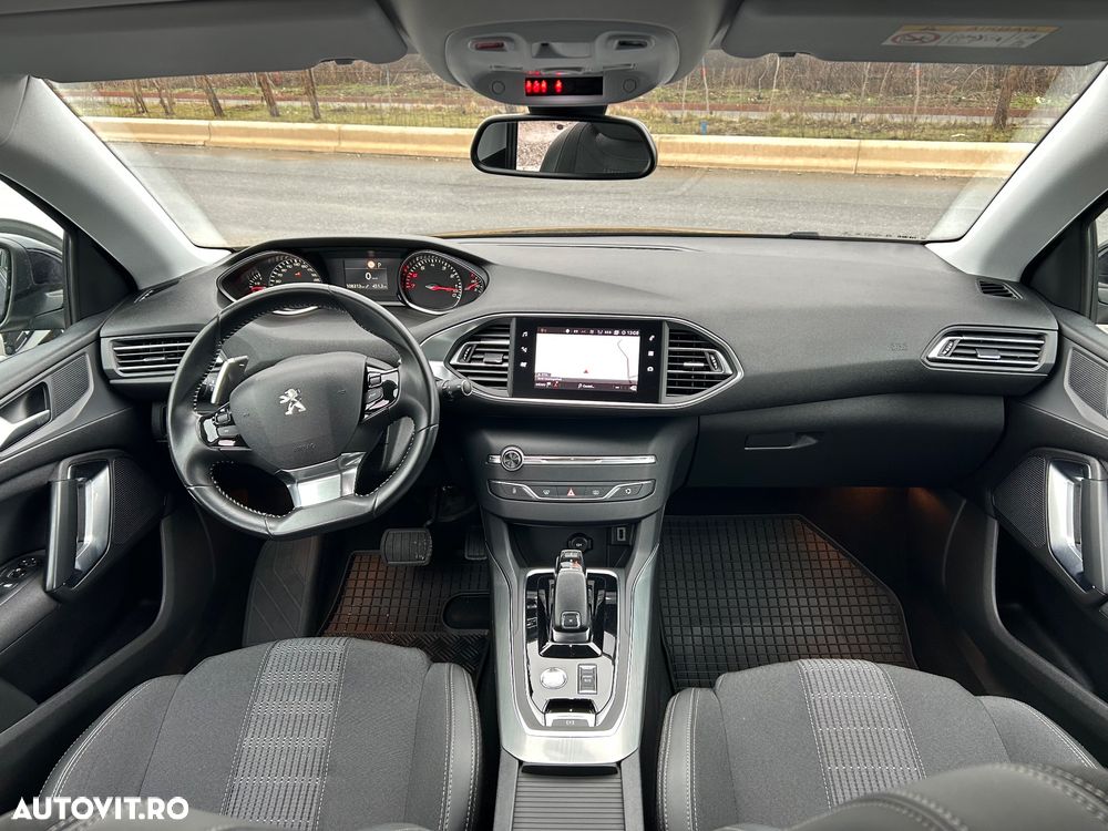 Peugeot 308 PureTech 130 EAT8 Allure - 5