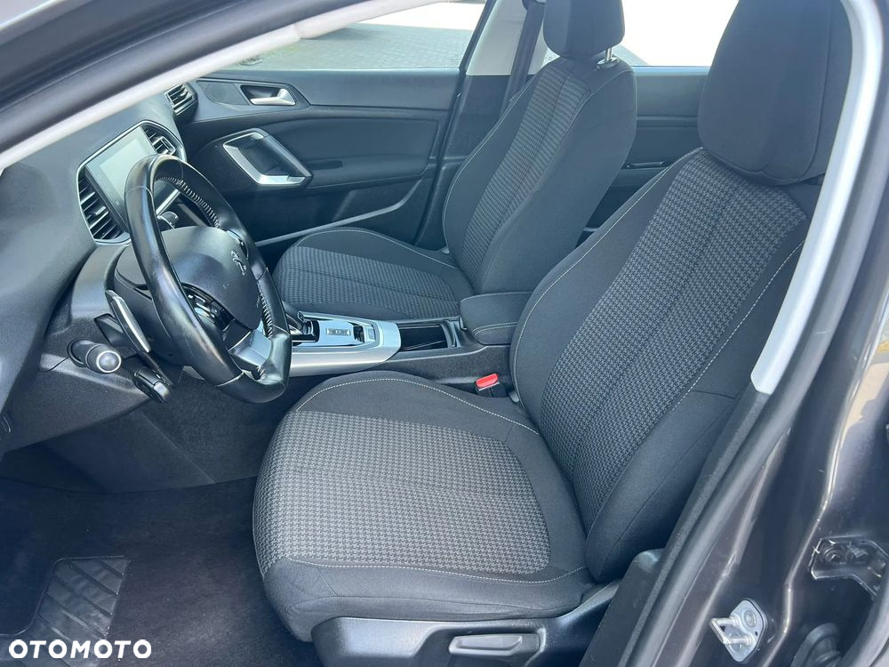 Peugeot 308 - 19