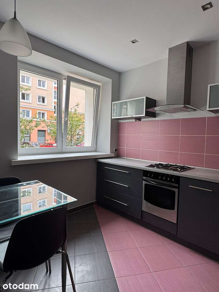 Wynajmę bezpośrednio mieszkanie 39 m² na Muranowie (ul. Nowolipki).