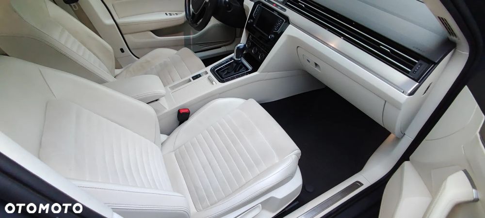 Volkswagen Passat 2.0 TDI BMT Highline DSG - 13