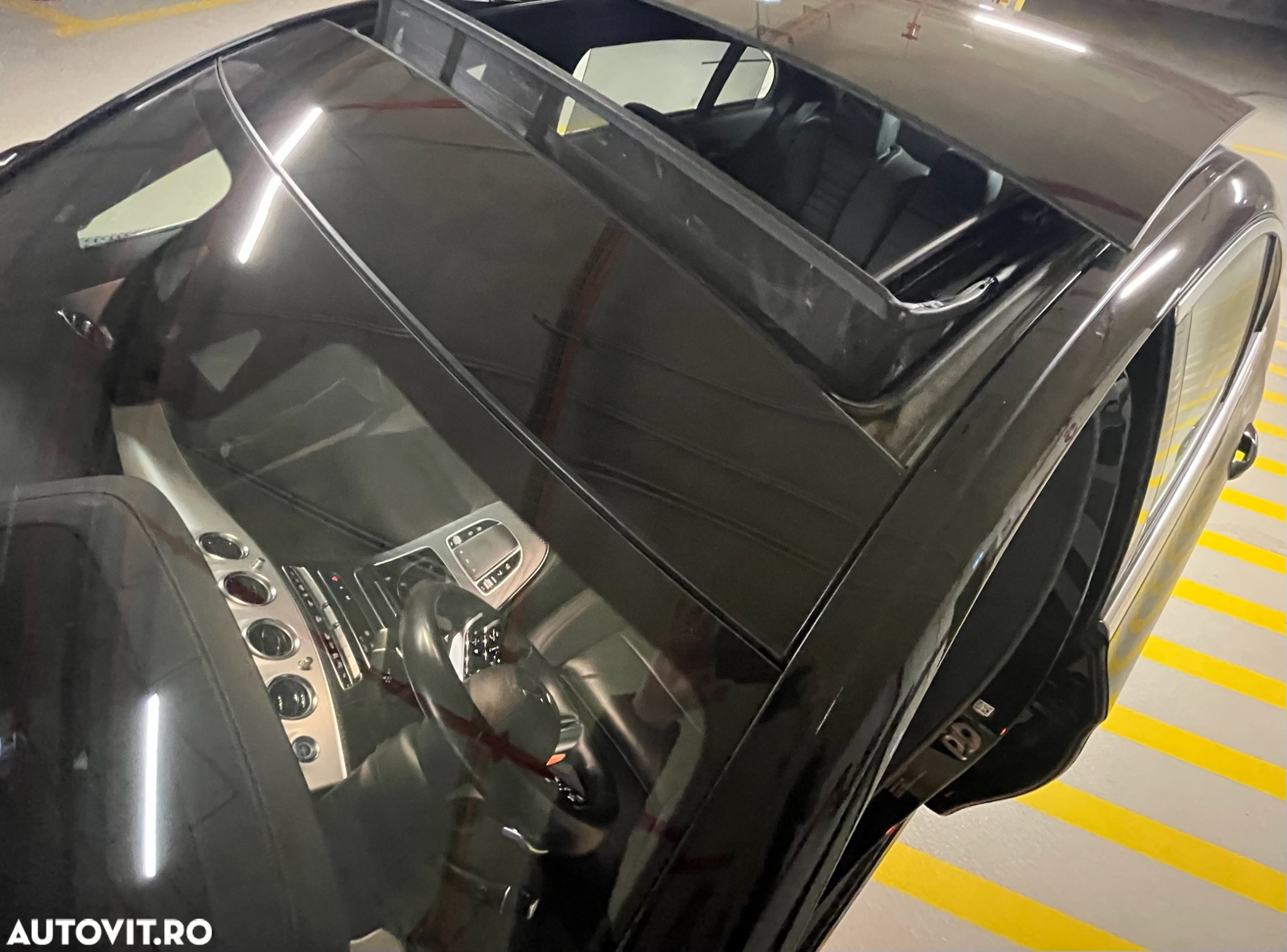 Mercedes-Benz E 300 4MATIC Aut. - 24