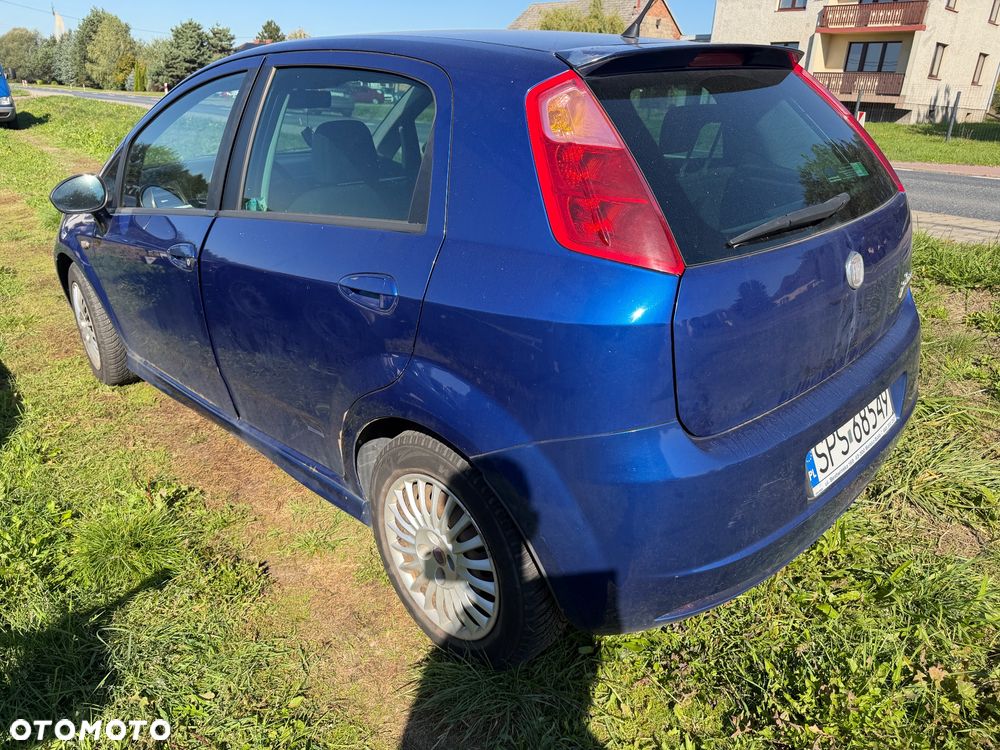 Fiat Grande Punto - 5