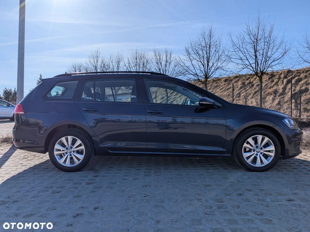 Volkswagen Golf 1.6 TDI BMT Comfortline - 3